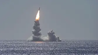 На фона на напрежението с Русия, Франция изпробва модернизирана ядрена ракета