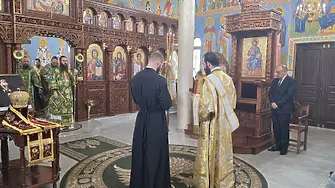 Михаил Кашеров почете храмовия празник в храм "Св. преп. Петка-Параскева" в Сливен