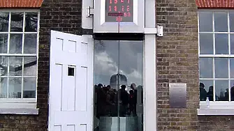 На 13-ти октомври Гринуич е приет за нулев меридиан