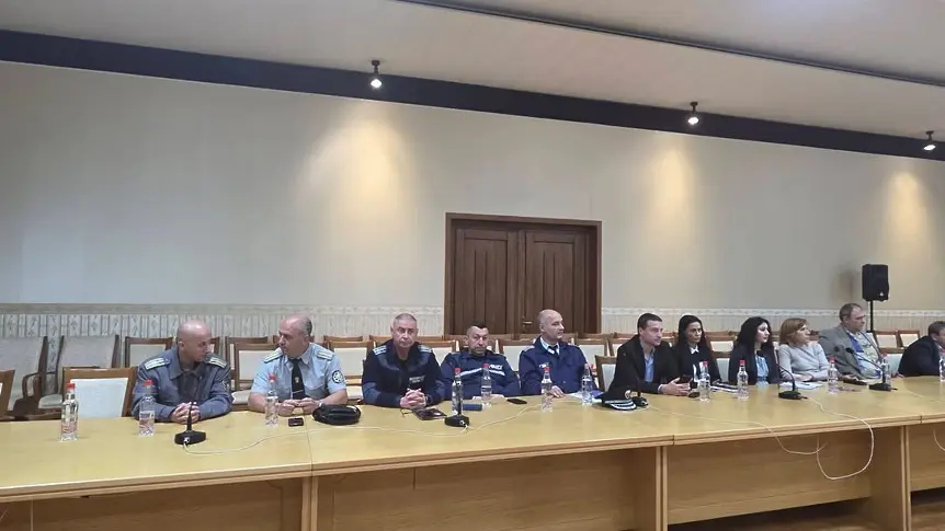 Областна администрация – Плевен проведе организационна и обучителна среща във връзка с предстоящите избори 