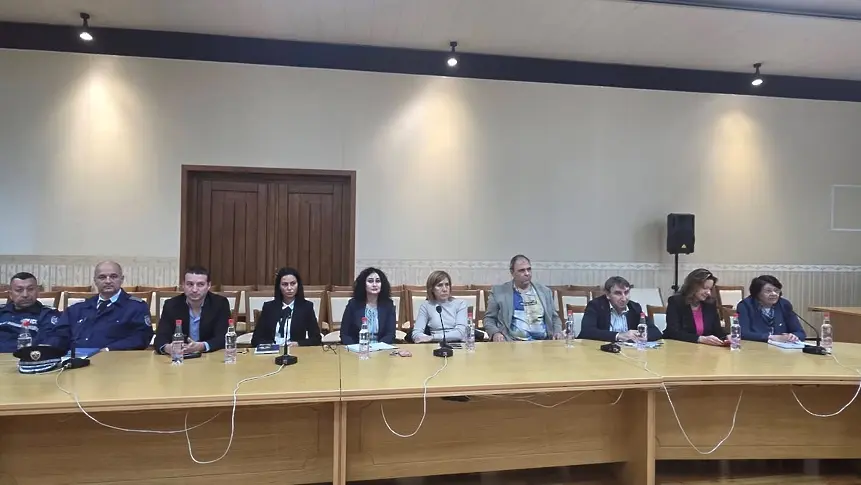 Областна администрация – Плевен проведе организационна и обучителна среща във връзка с предстоящите избори 