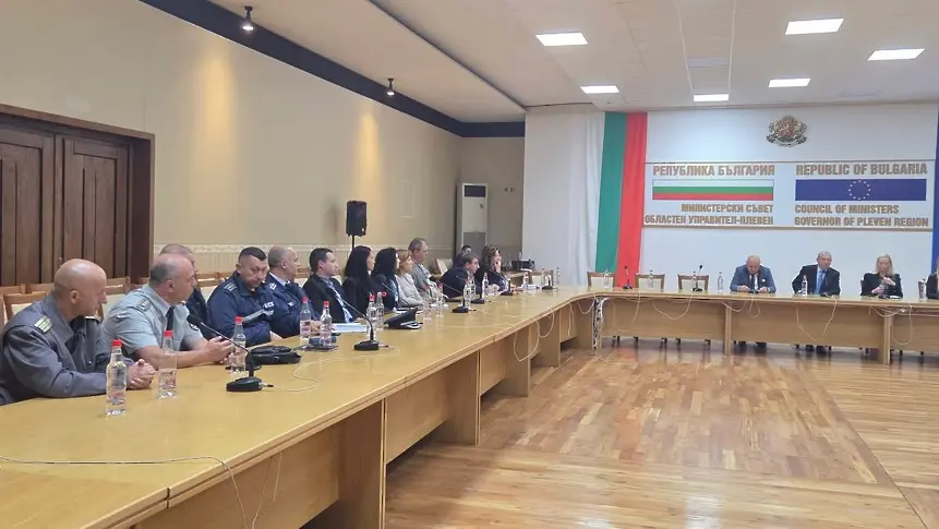 Областна администрация – Плевен проведе организационна и обучителна среща във връзка с предстоящите избори 