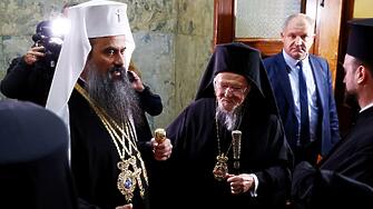 Посрещат Вселенския патриарх Вартоломей в катедралата „Св. Александър Невски“