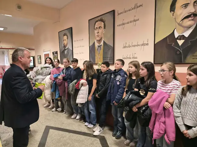 В Иновативно НУ „Христо Ботев“ - Плевен гостуваха ученици и техни ръководители от Българско неделно училище „Ян Бибиян“ – Мюнстер, Германия