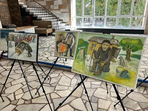 Художникът Венелин Захариев откри вдъхновяваща изложба в Берковица с Радичковите герои