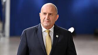 Радев след срещата с Рюте: НАТО наблюдава обстановката и е в готовност да помогне на България и Румъния