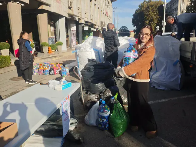 Плевен събра почти двойно повече капачки в есенната кампания на „Капачки за бъдеще