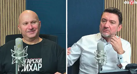 Писателят Андрей Велков - преходът и повтарящите се кризи