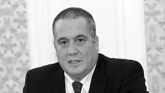 Убийството на Слави Бинев: Двама от задържаните са с турски имена, а третият е с българска лична карта
