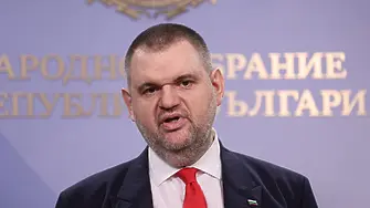 Пеевски: Олигархията е в кабинета на премиера