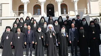 Започна посещението на Българския патриарх Даниил в Света гора