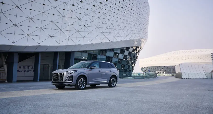 HONGQI ще представи нов модел на Asia Motor Show