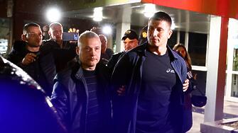 Задържаха служителя на НСО, който бутна Соня Колтуклиева пред централата на „Прогресивна България“
