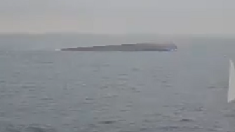 Български моряци спасиха девет души от ударения кораб в Черно море (ВИДЕО)