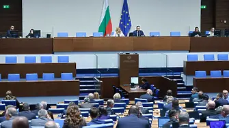 Депутатите се събират извънредно в сряда