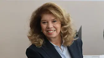 Йотова: Аз ще бъда президент на мира, търсим подкрепа от всички българи