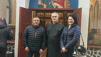В Челопек отбелязаха Димитровден със света литургия и курбан