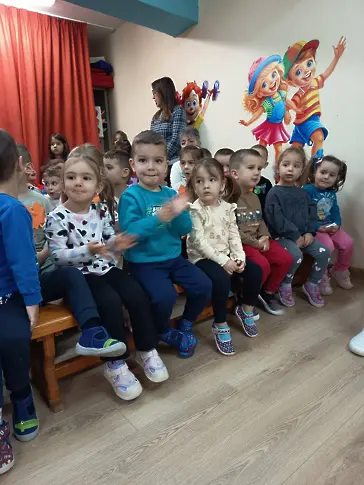 В ДГ "Пролет": Празник на багрите, усмивките и детското вълшебство