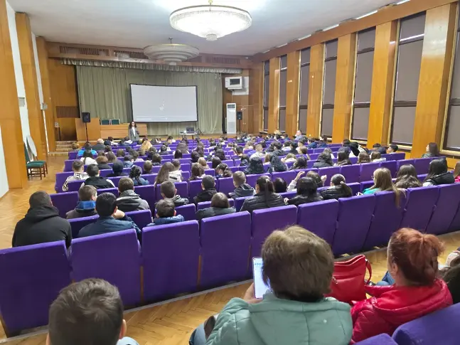 Масови прожекции на одобрения от МОН филм „Това на мен няма да се случи“