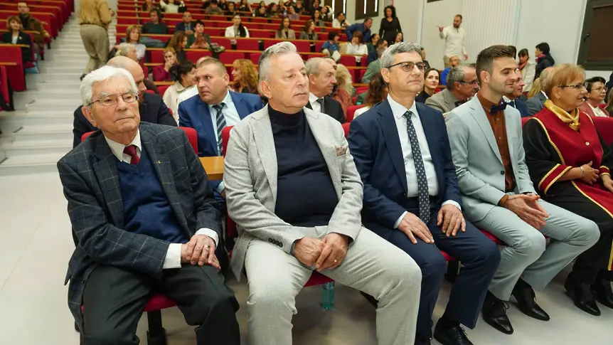 МУ-Плевен отбеляза 52 години от основаването си с тържествен Академичен съвет и отличия за преподаватели