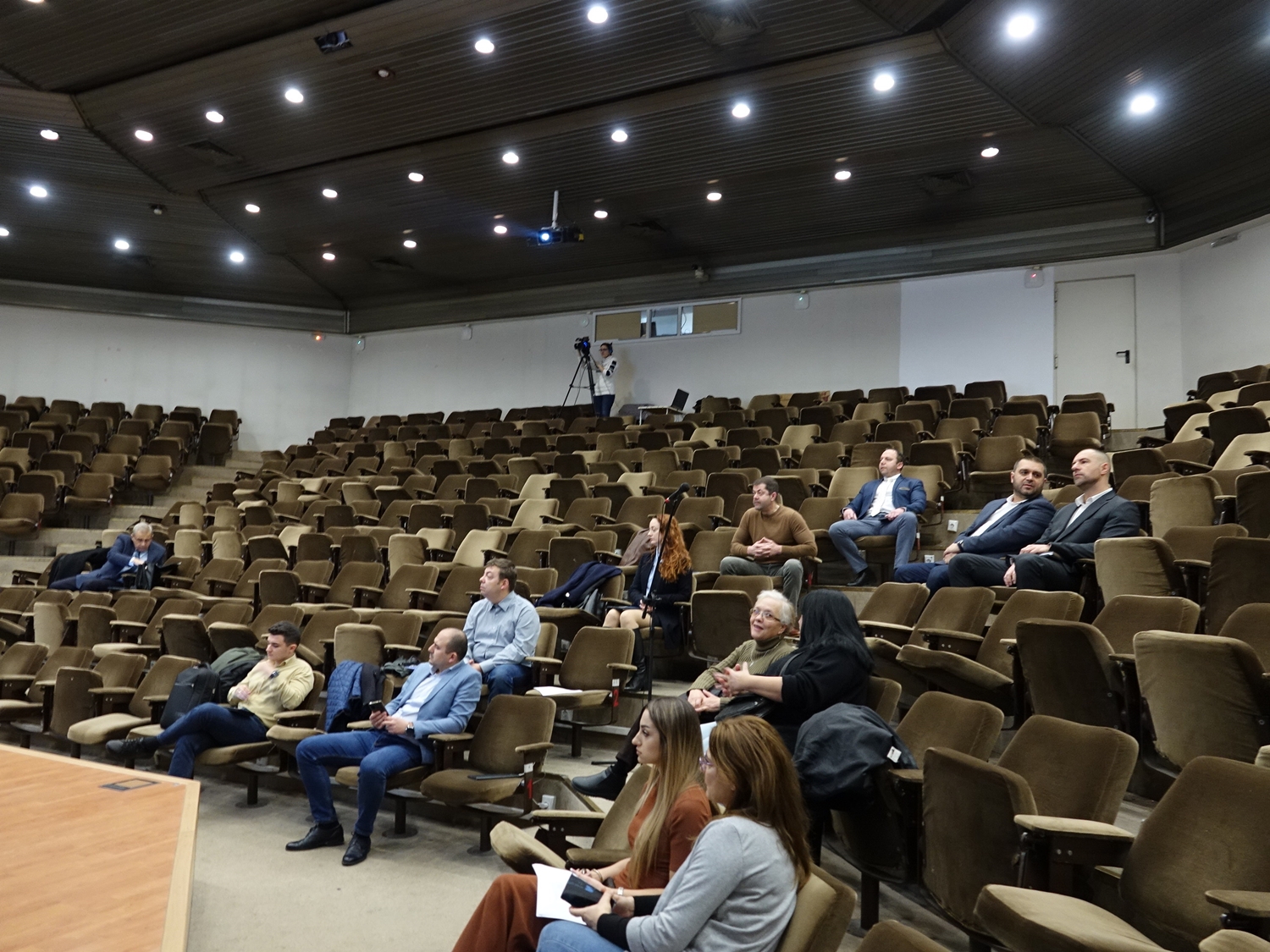 Варна иска от държавата терен за нова сграда на училище