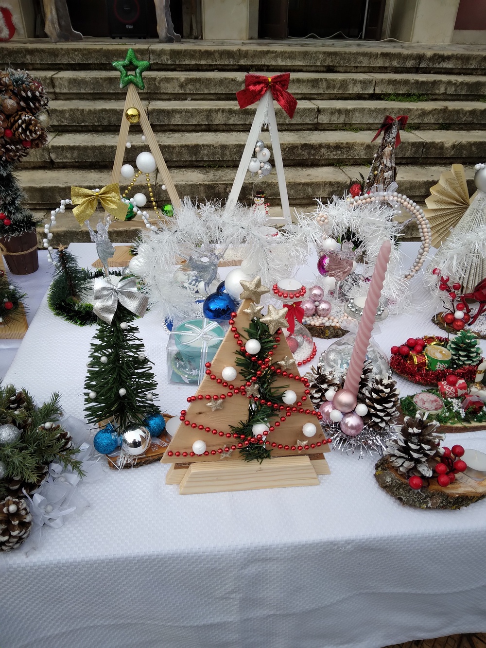 Коледен дух в НЧ „Георги Парцалев-1901” в град Левски