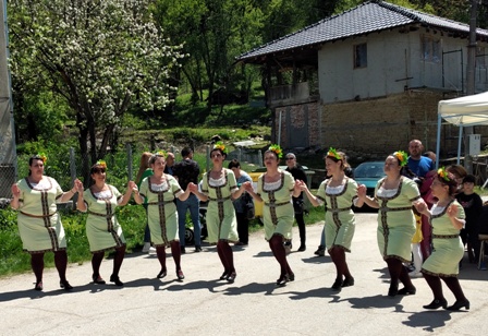 Лазарнята в село Гарван – празник на любителското творчество
