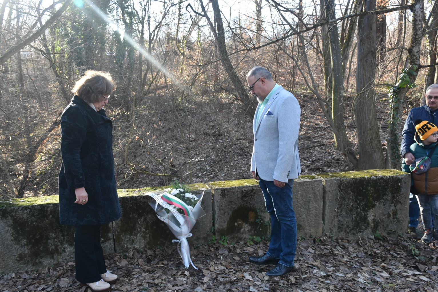 Възпоменания за Васил Левски се състояха на Пази мост край Ловеч и на Къкринското ханче