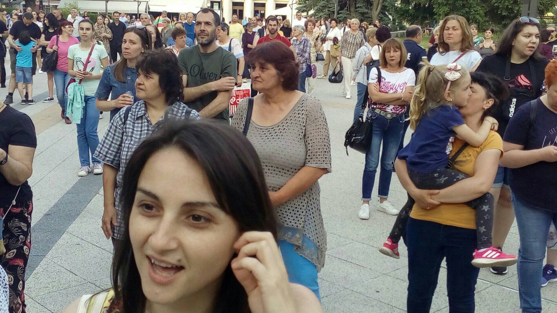 Концерт на Д2 във Враца събра публика от всички възрасти