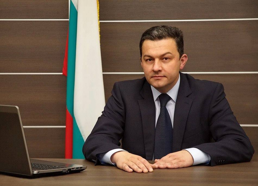 Д-р Иван Иванов, кмет на Севлиево: Да влезем пречистени и пробудени в Новата година