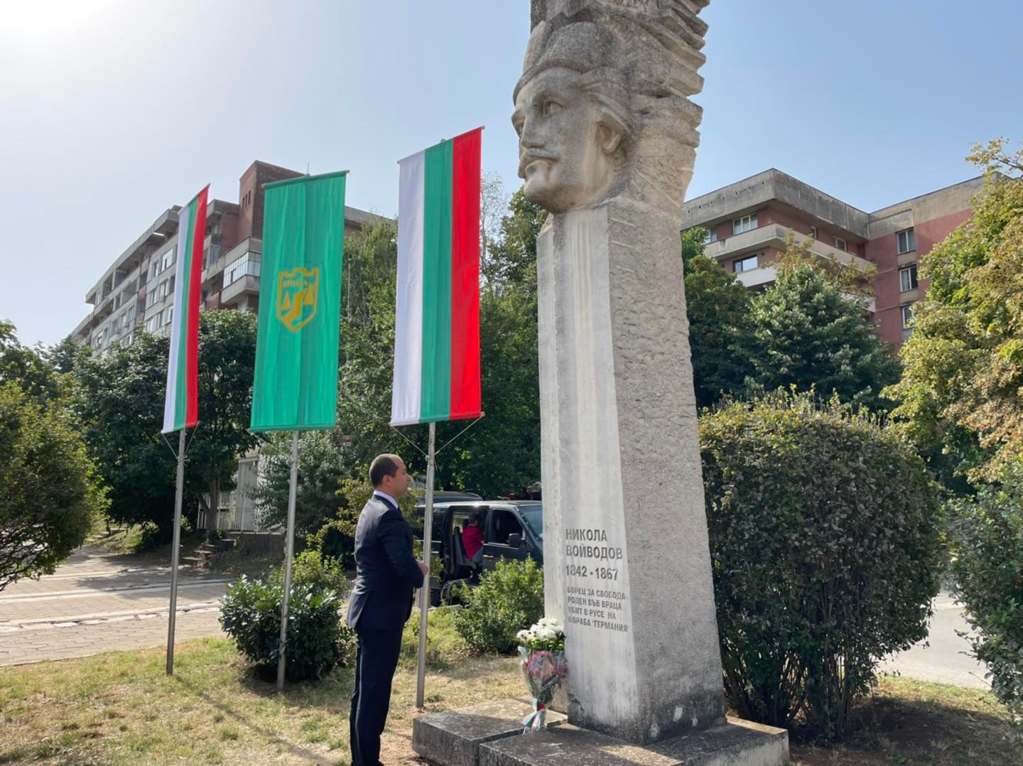 Във Враца отдадоха почит пред живота и делото на Никола Войводов