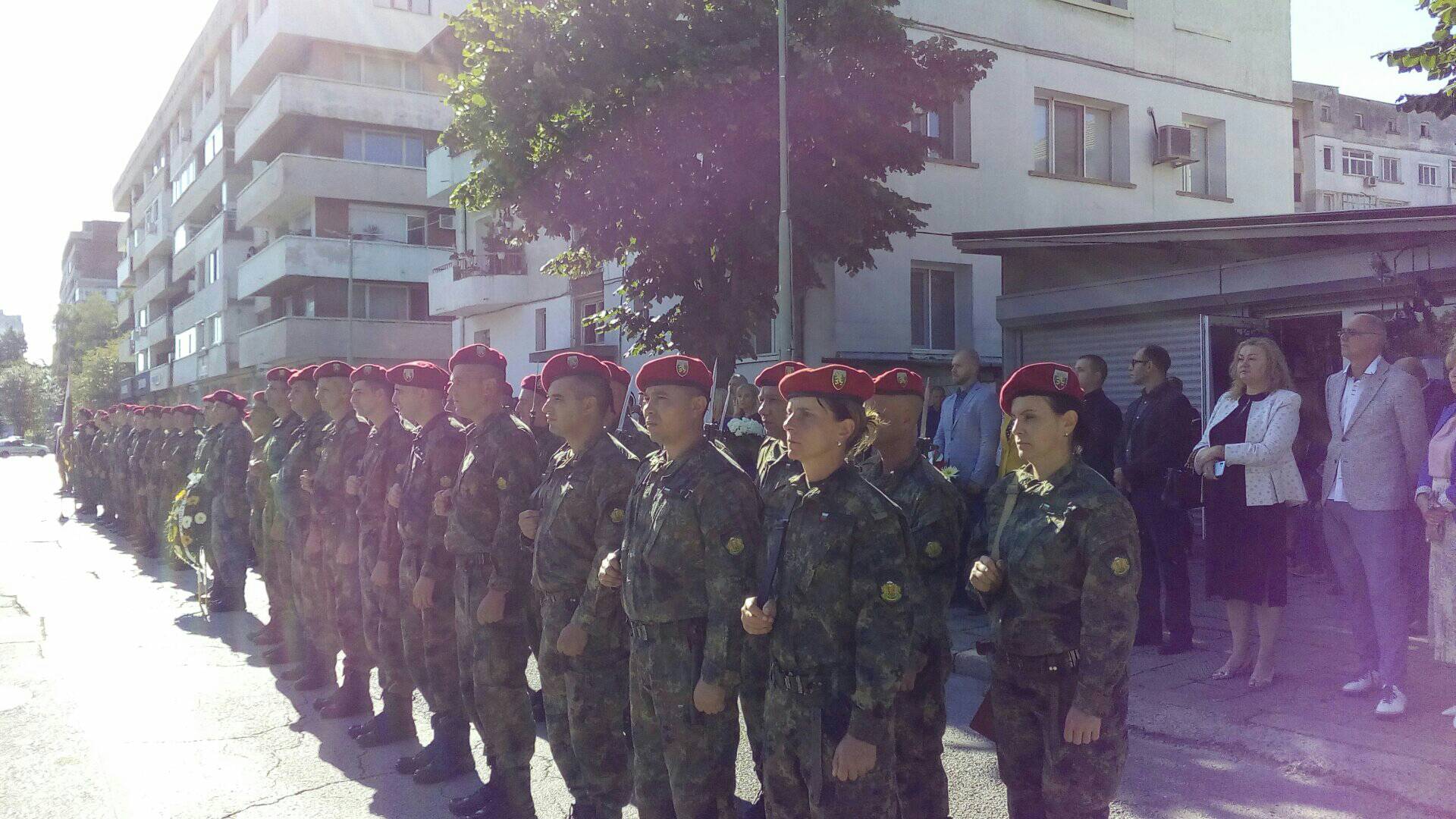 Враца чества 137 години от Съединението на България