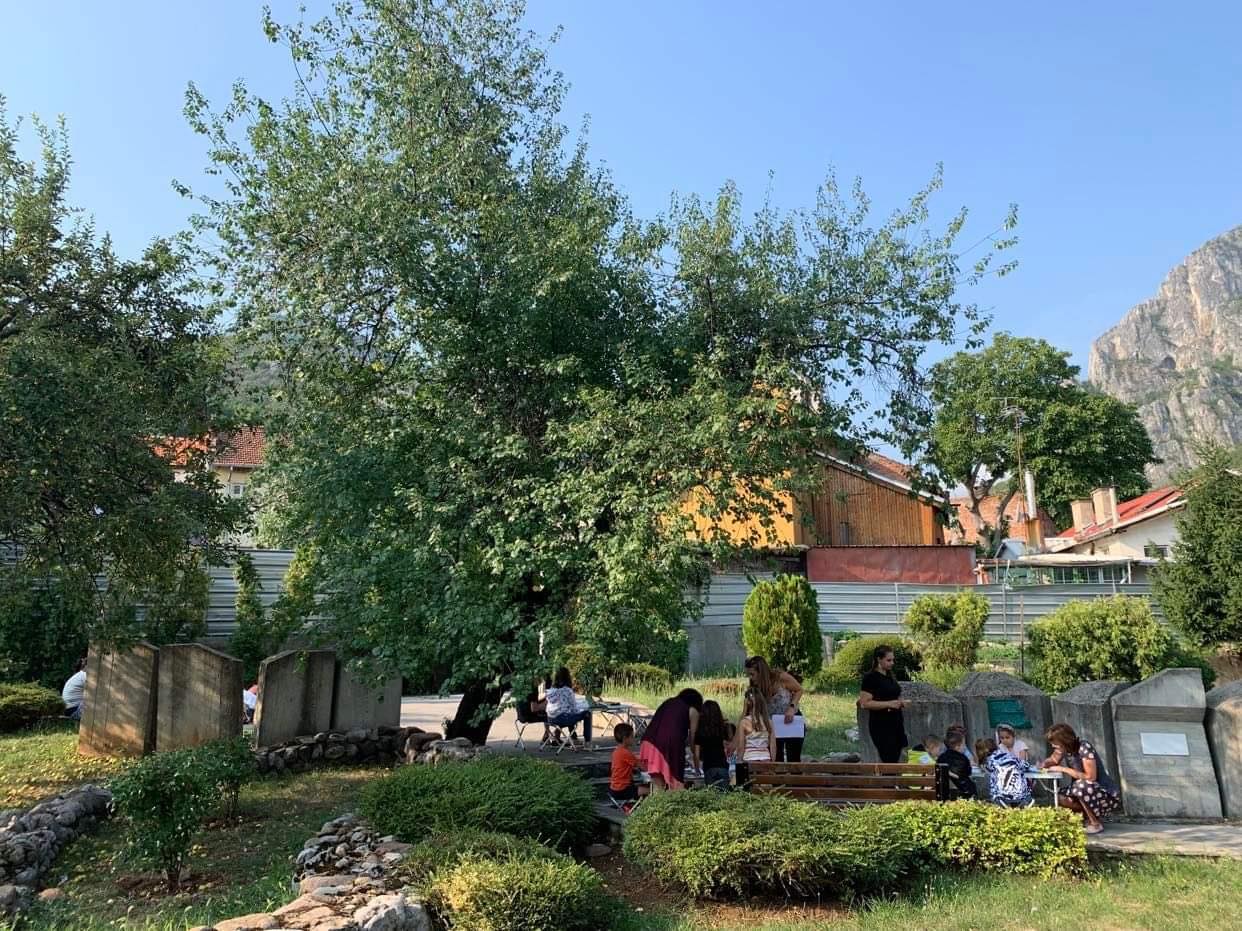 Археологически парк "Могиланска могила" във Враца събра деца и младежи - темата бе зелените градски пространства и историческото наследство