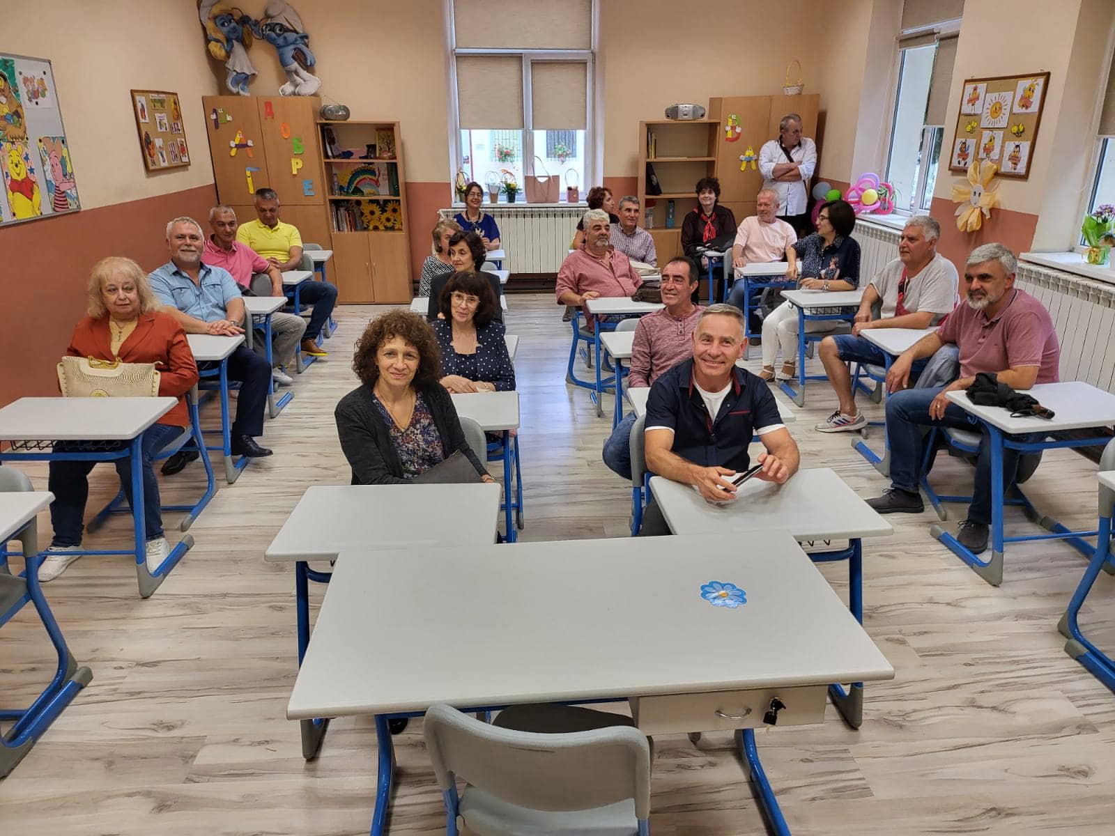 В НУ Христо Ботев, Випуск 1972-1976 г. отбеляза 50 г. от постъпването си в първи клас