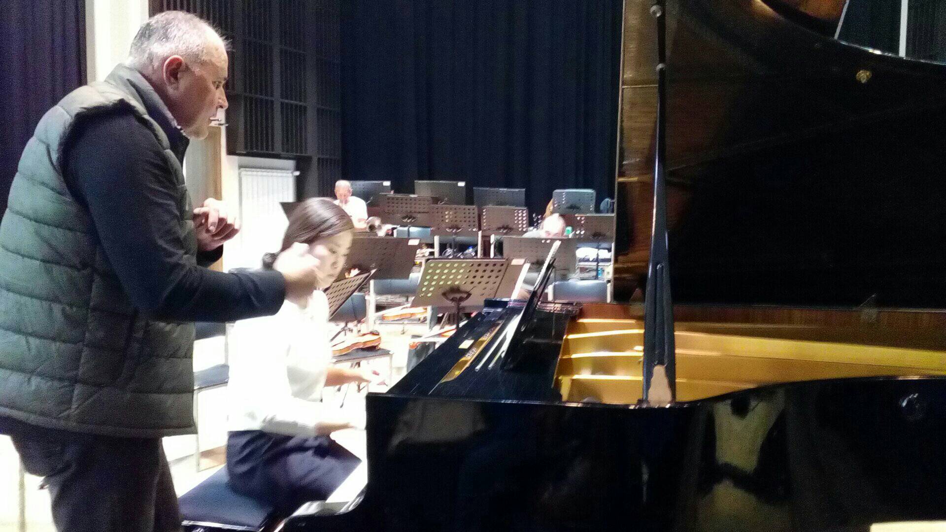 Историята на корейска принцеса и нейната нещастна любов ще прозвучи утре в концерт на Симфониета Враца