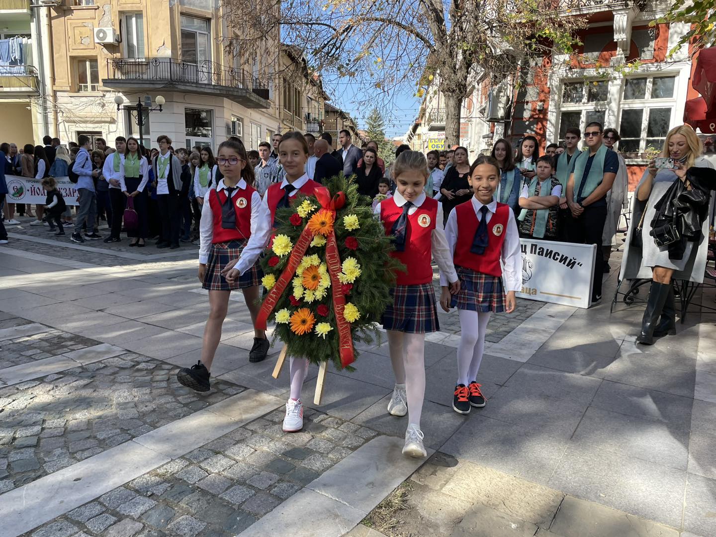 Враца се преклони пред народните будители