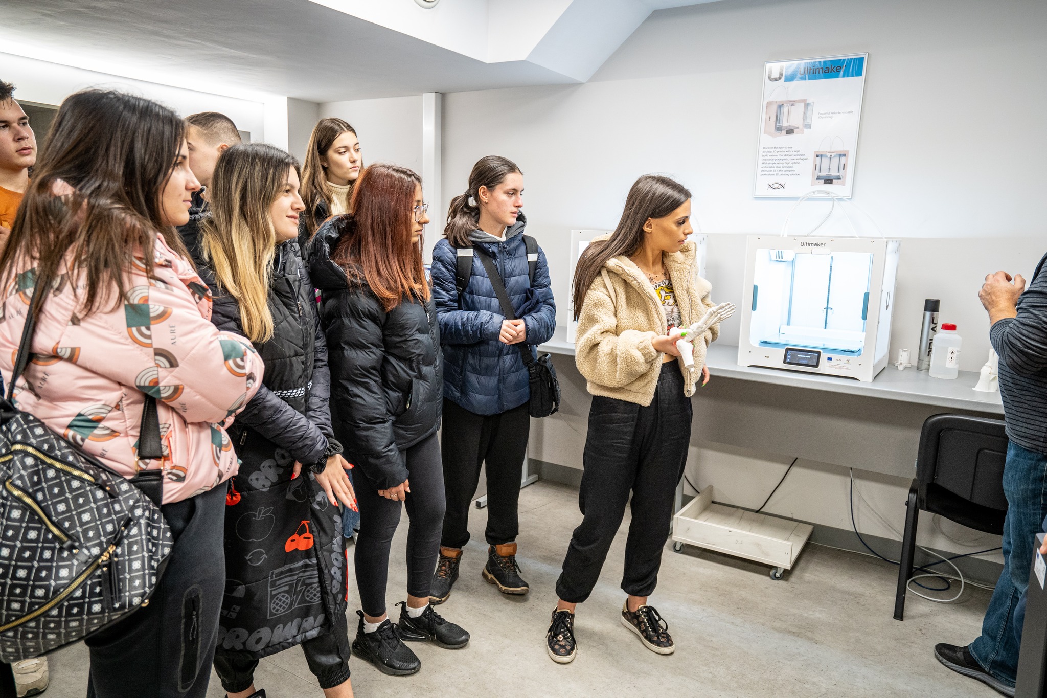 Възпитаници на ГПЧЕ „Димитър Димов“ гостуваха в Ден на отворените врати в МУ-Плевен