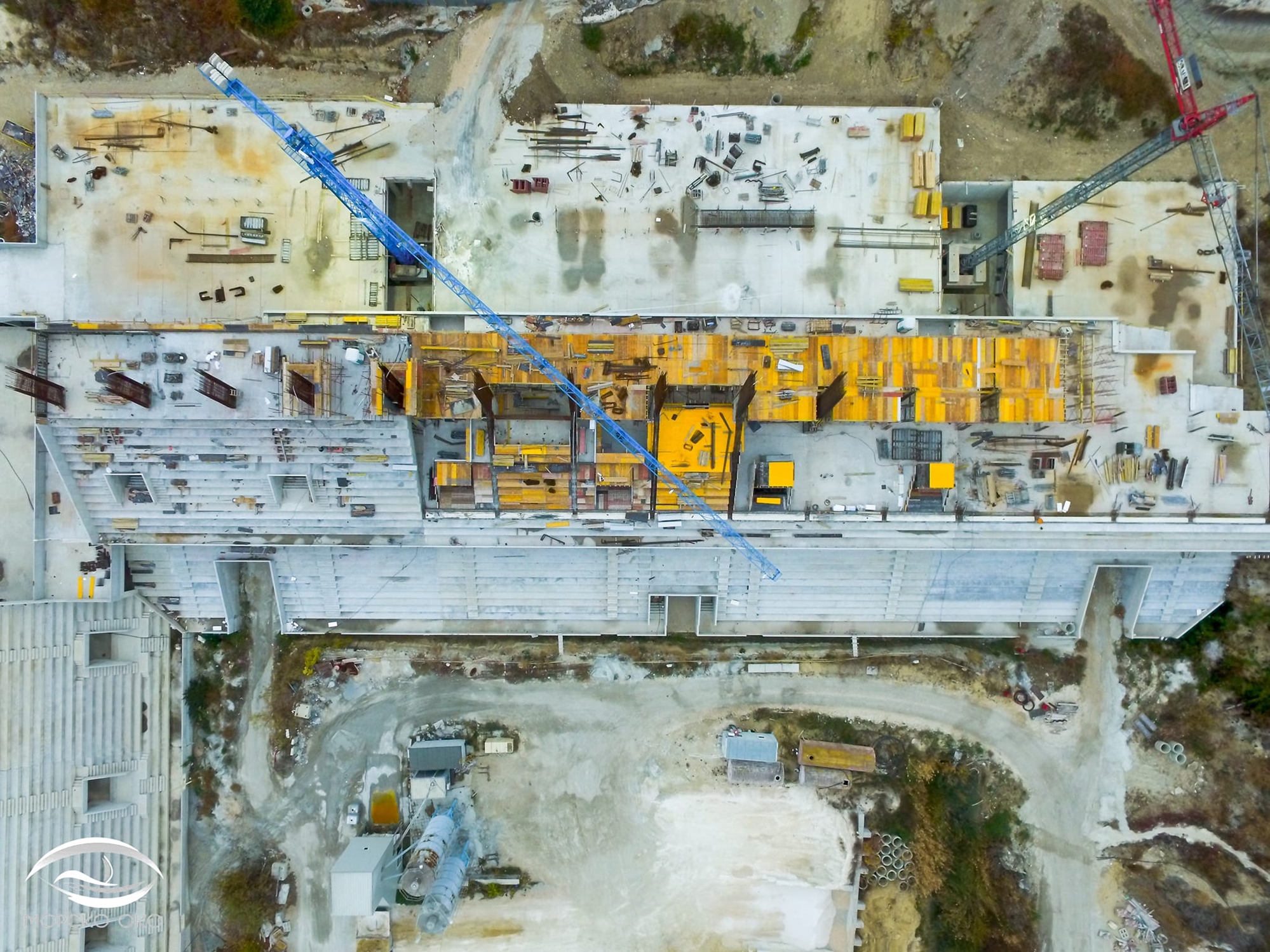 Докъде стигна строежът на стадион „Варна” (СНИМКИ)