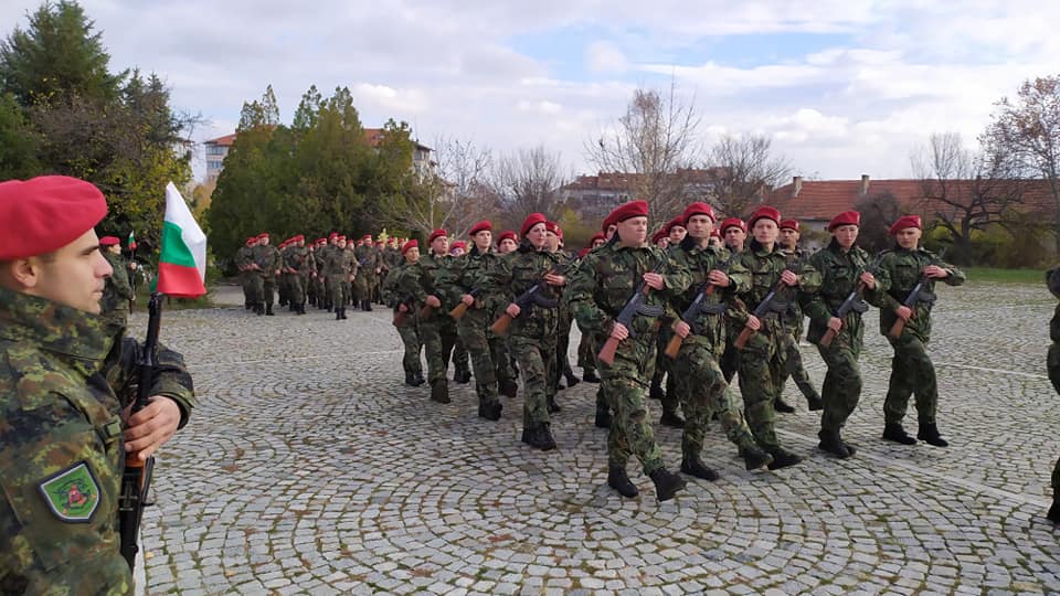 25 резервисти положиха клетва в Единния център за начална подготовка