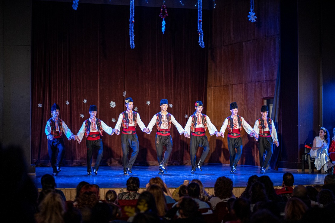 Детско коледно тържество в читалище „Съгласие - 1869“  