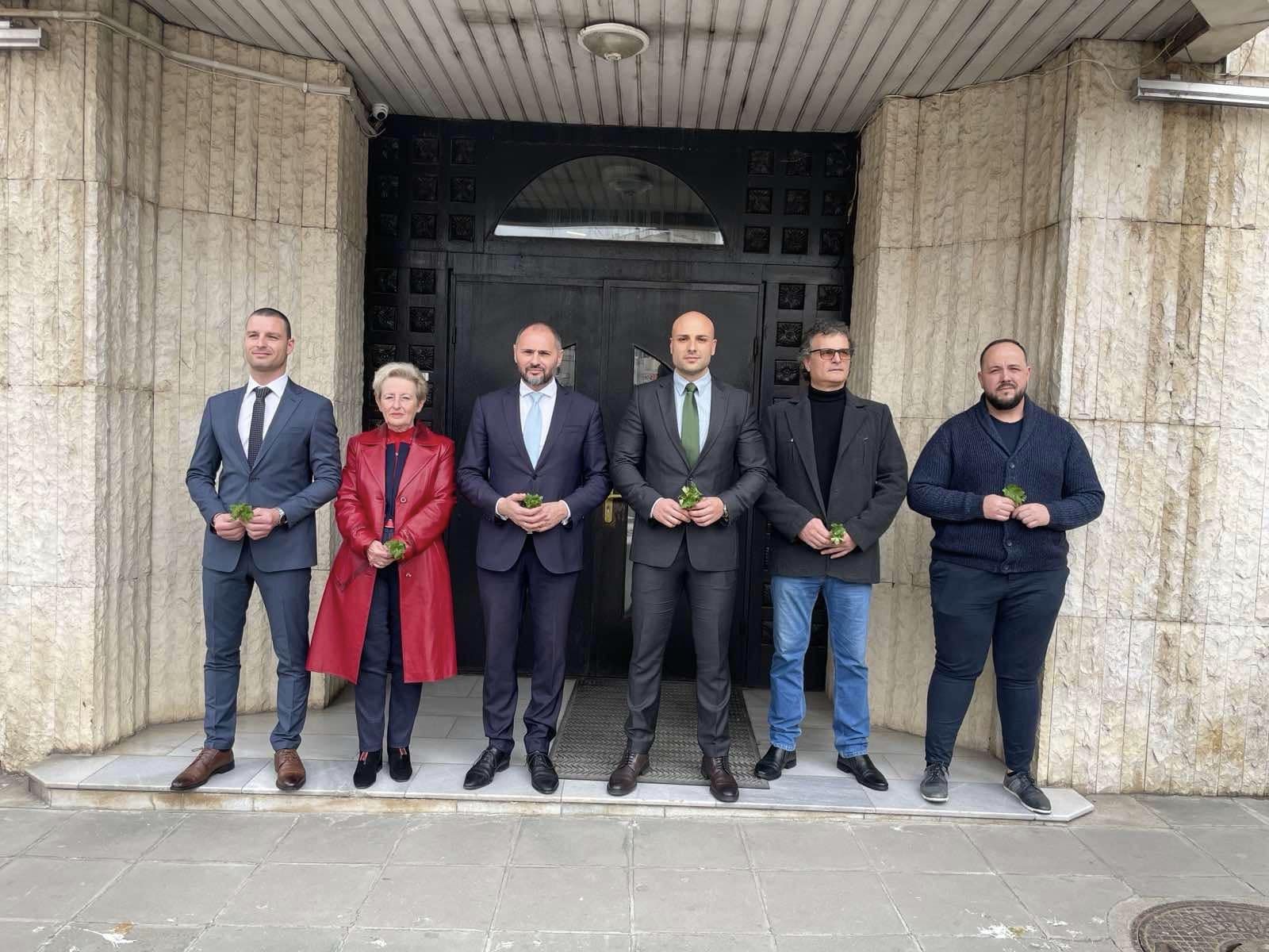 Коалиция ГЕРБ-СДС регистрира листата си с кандидати за народни представители за област Враца