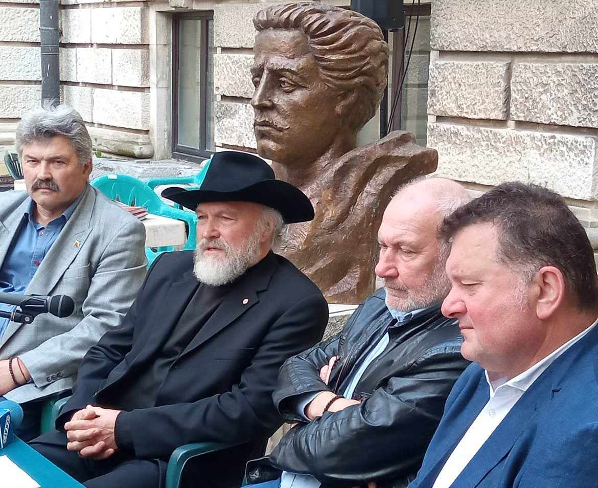 Варненски рокери ще ескортират паметници на Ботев и Левски до Молдова