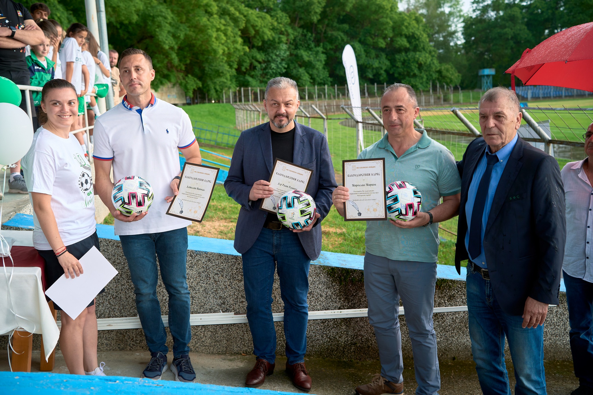 Севлиево отбеляза 10 години женски футбол