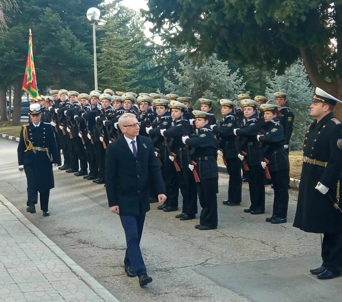 Сили на НАТО ще се обучават в новия дълбоководен басейн на Морското училище във Варна