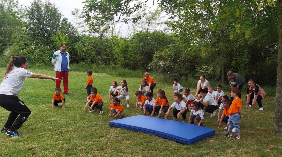 „Ден на спорта“ организираха в детската градина и читалището в село Асеновци