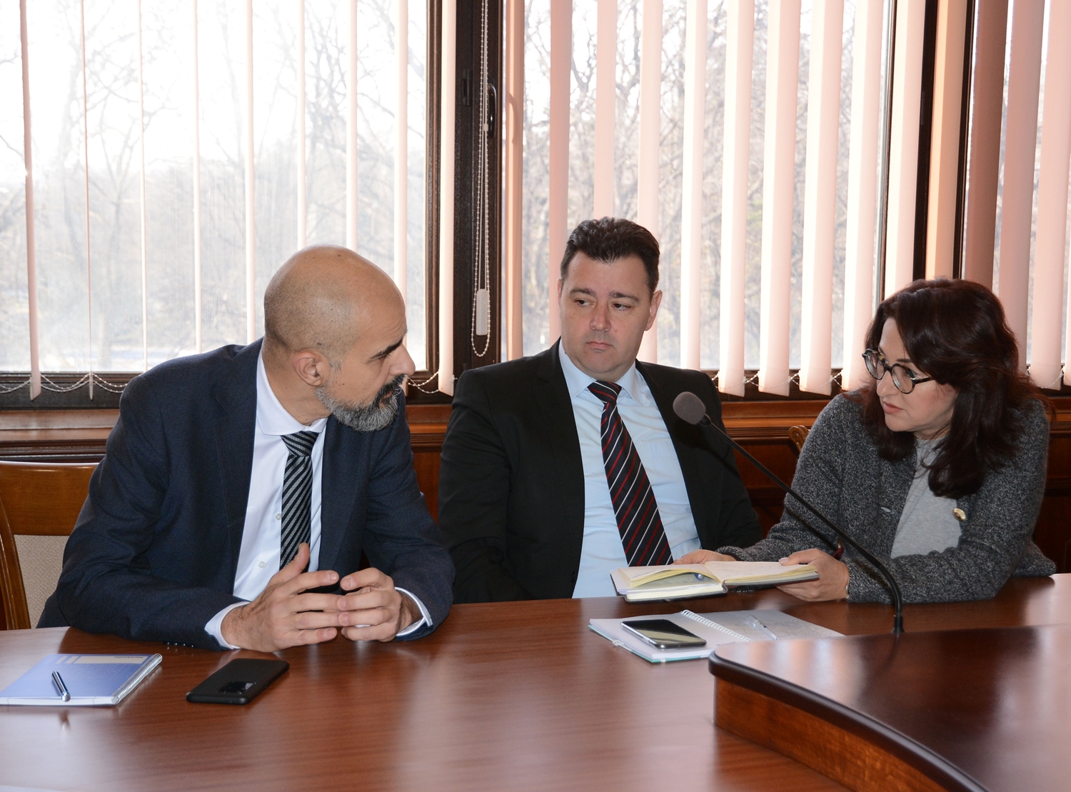 Съкращават 15 % от общинската администрация във Варна