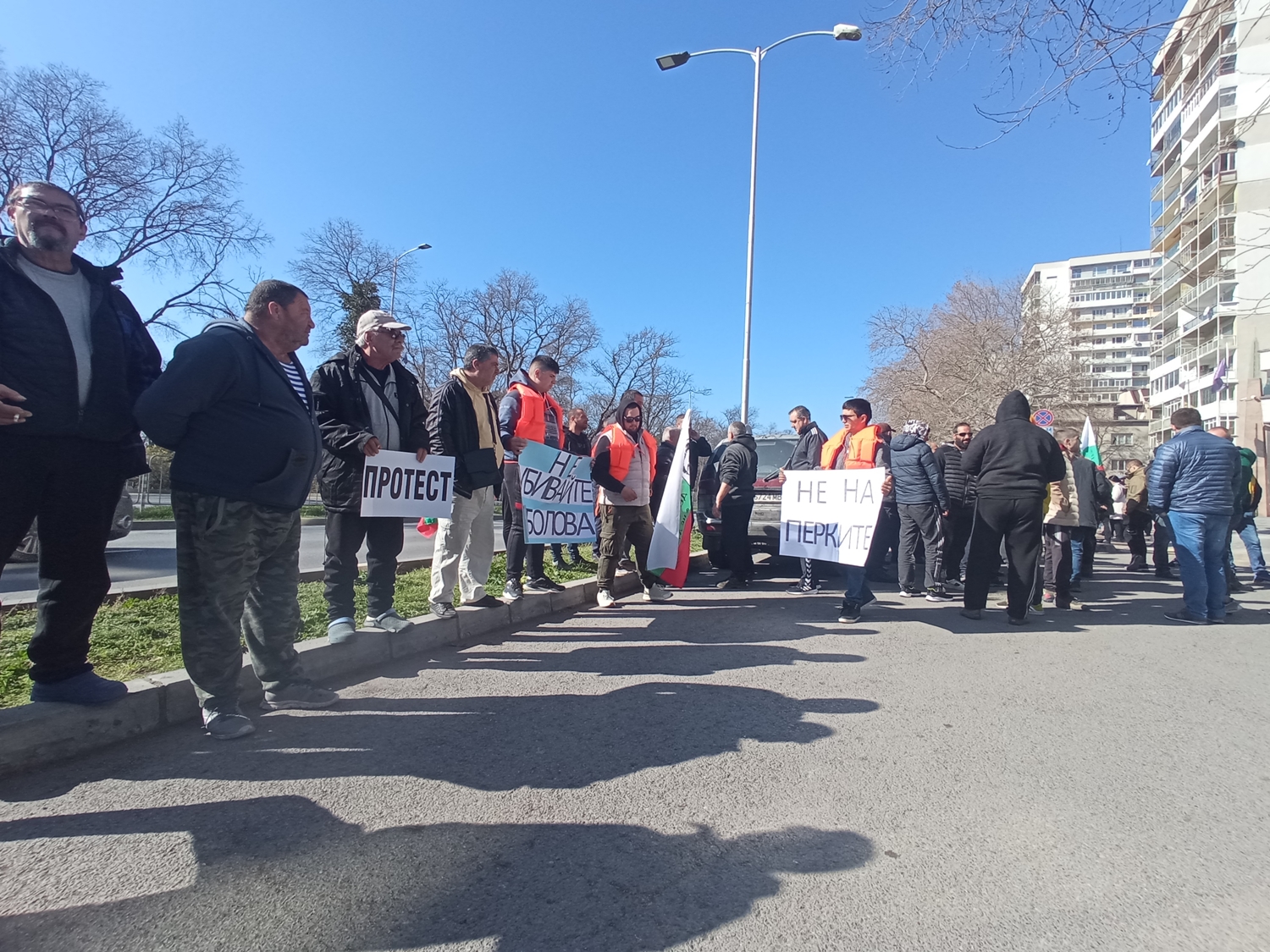 Рибари протестираха срещу перките в Черно море (СНИМКИ)