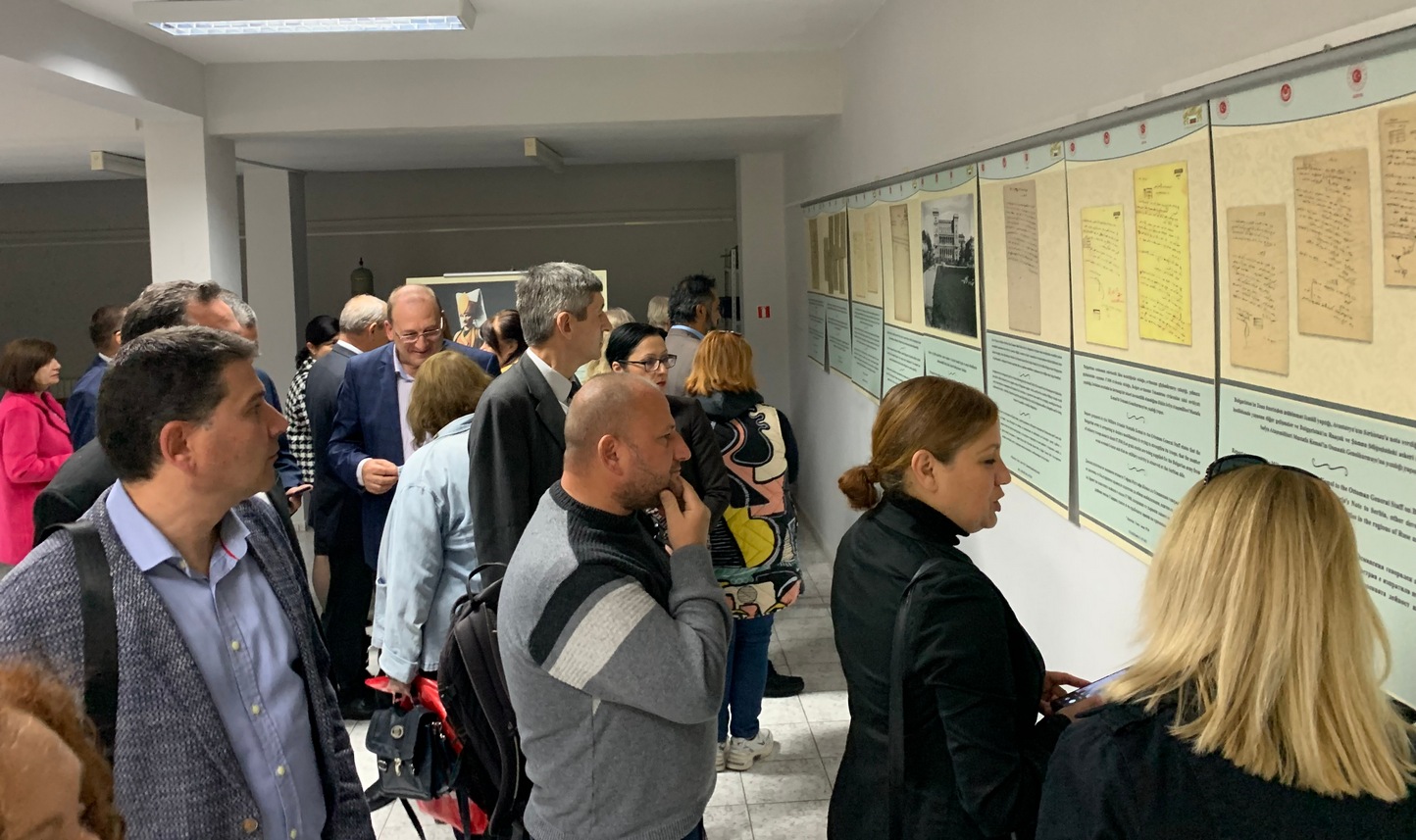 В Плевен откриха изложба, разказваща за времето на Кемал Ататюрк в София