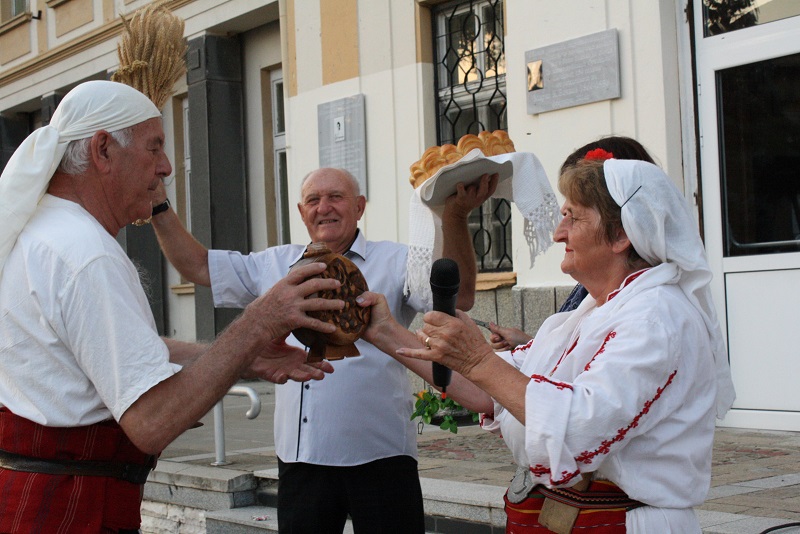 Сухиндол отново отбеляза Илинден с пищно тържество
