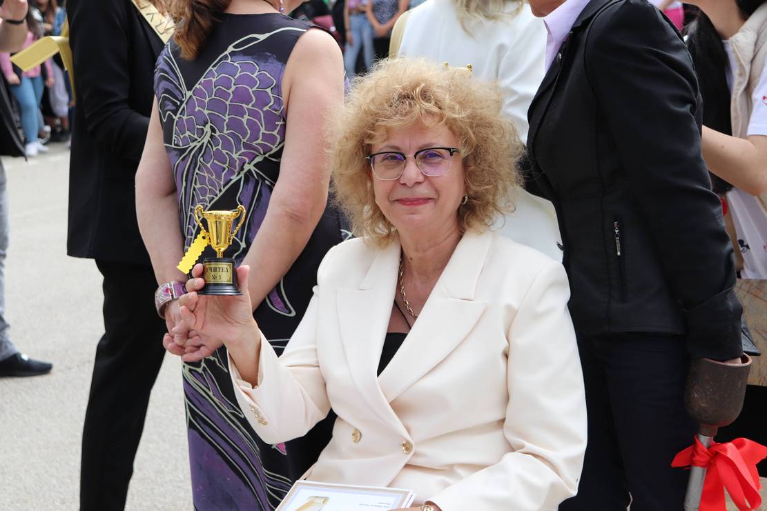 Средно училище „Крум Попов” в град Левски  изпрати тържествено випуск 2023 